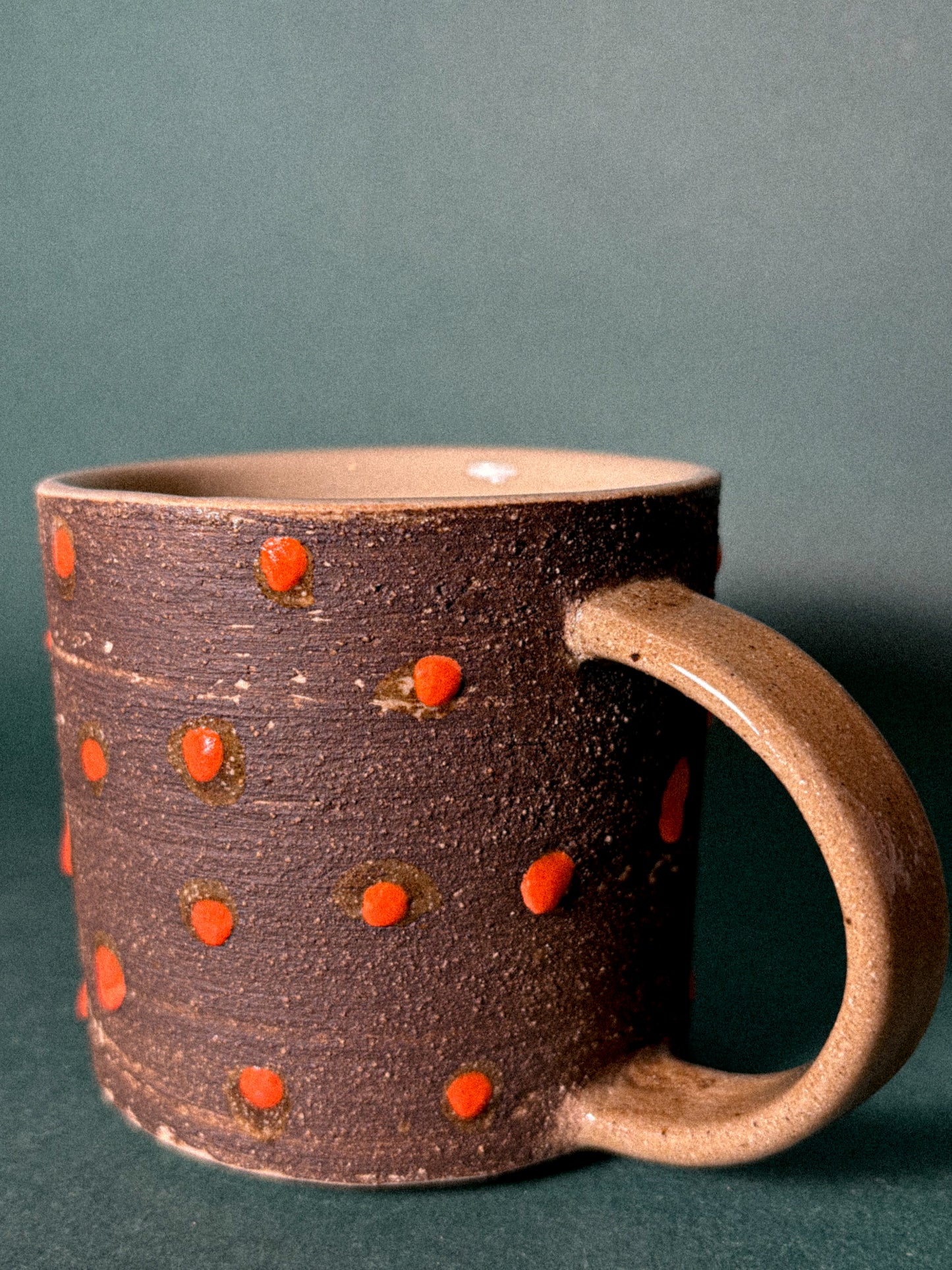 Classic mug Brown & Dots