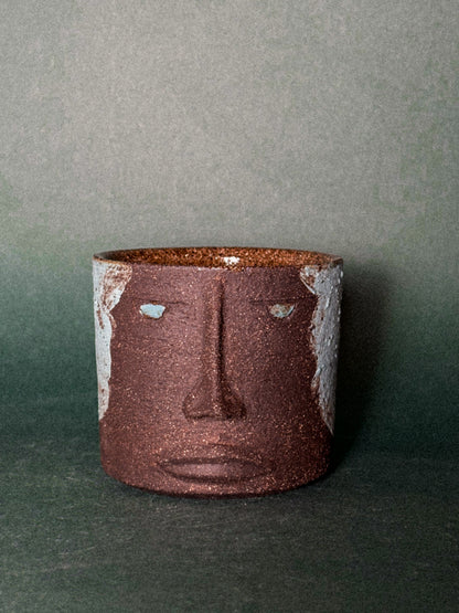 Numb face brown